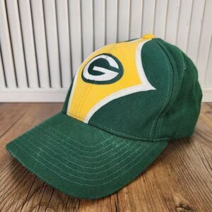 VTG Starter Pro Line Green Bay Packers Strapback Right Hat Green Gold 90s NFL